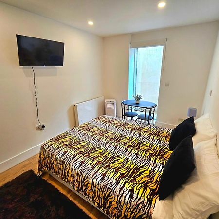 Oliver Double Room Лондон Екстериор снимка