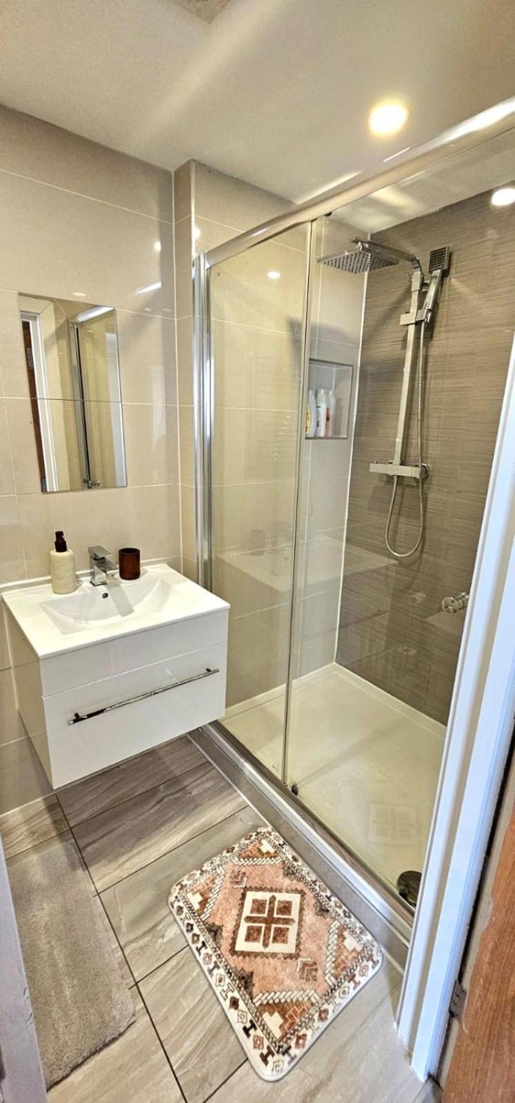 Oliver Double Room Лондон Екстериор снимка